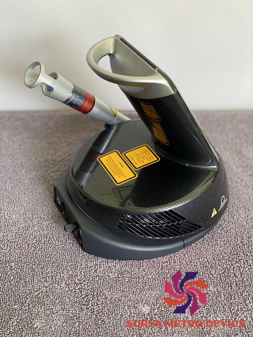 KLaser Cube Performance 30 Veterinary Surya Metro Device