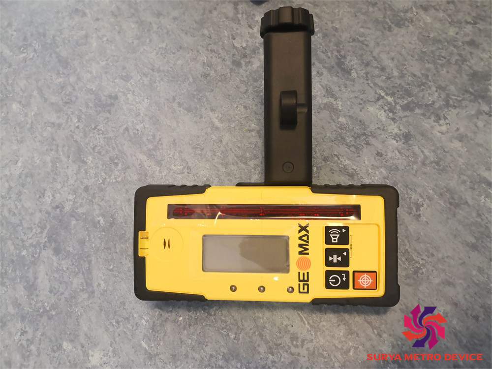Geomax Zone60 DG Fully-Automatic Dual Grade Laser