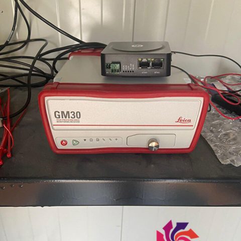 Leica GM30 GNSS Monitoring Receiver