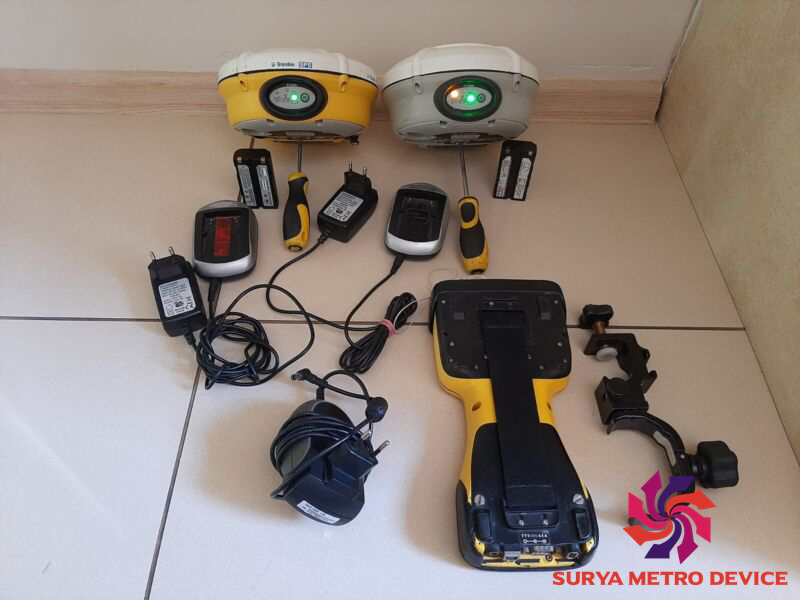 Trimble SPS882 Base or Rover with TSC2